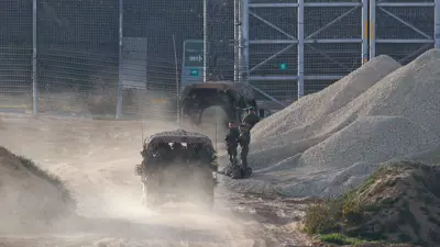 قوات إسرائيلية على حدود قطاع غزة