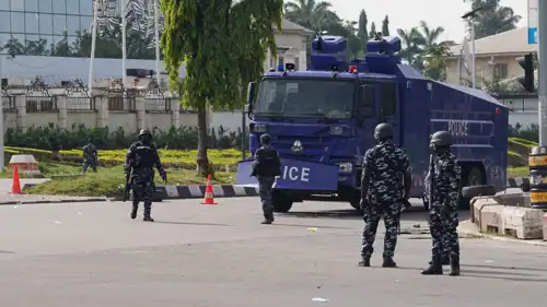 عناصر أمنية في العاصمة النيجيرية