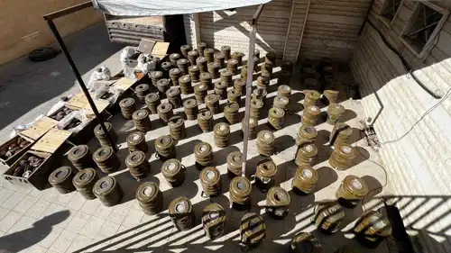 جزء من الألغام المضبوطة