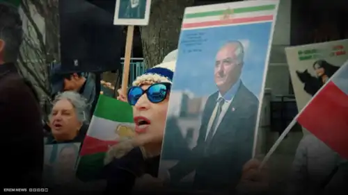 نجل الشاه يعلن استعداده لقيادة إيران