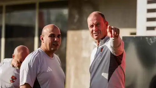 ياس توروب مدرب الأهلي المصري