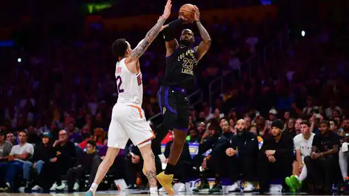 ليبرون جيمس