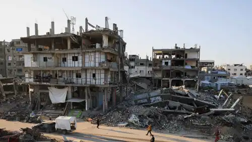 آثار الدمار جراء الحرب على قطاع غزة
