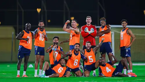 إينيغو مارتينيز مع رونالدو في تدريبات النصر