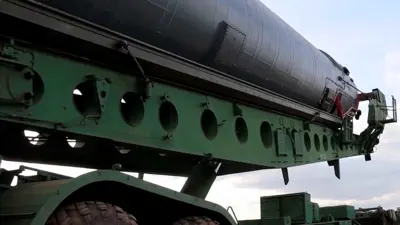 صاروخ روسي عابر للقارات