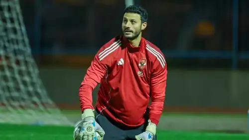 محمد الشناوي حارس الأهلي المصري