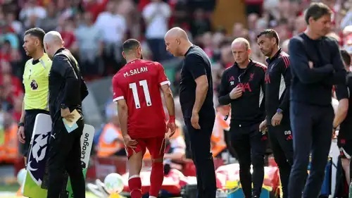 إصابة محمد صلاح أمام كريستال بالاس