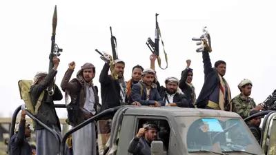 عناصر مسلحة من ميليشيا الحوثي