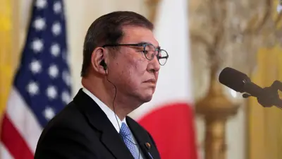  رئيس الوزراء الياباني شيغيرو إيشيبا