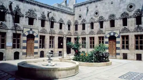 دار "أجق باش"