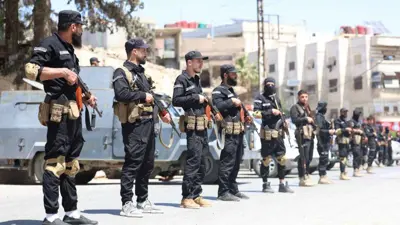 أفراد من الداخلية السورية