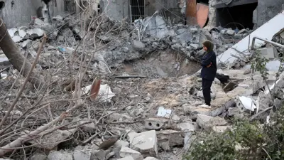  أعقاب غارة إسرائيلية على مستشفى المعمداني