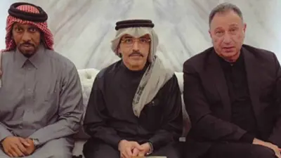 محمود الخطيب مع رئيس الوكرة القطري