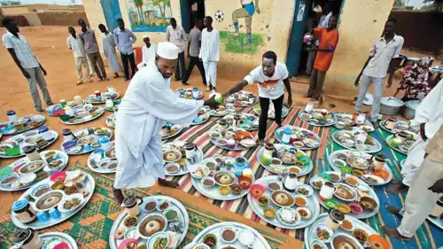 موائد الإفطار الجماعي في السودان 