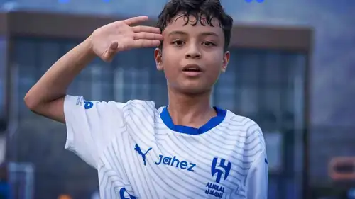 ابن شقيق محمد الشلهوب