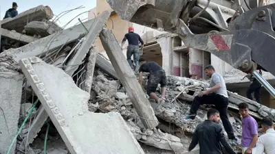 المبنى المنهار بعد انفجار اللاذقية