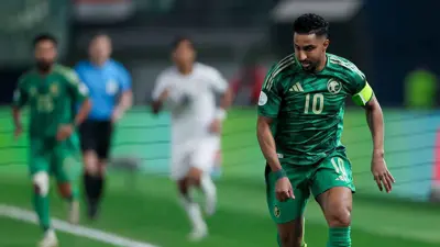 سالم الدوسري قائد المنتخب السعودي