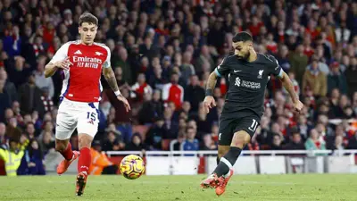 محمد صلاح في مباراة آرسنال