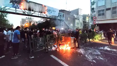 الاحتجاجات في إيران