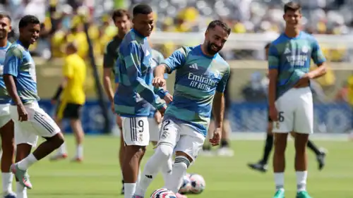 رودريغو (يسار) في تدريبات ريال مدريد