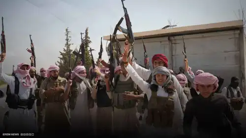 "الولاء مقابل النفوذ".. كيف تعيد العشائر رسم موازين القوة في سوريا؟