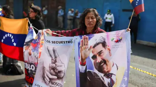 فنزويليون مؤيديون لمادورو