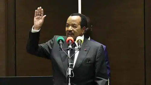 بول بيا الرئيس الكاميروني