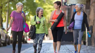 نساء كبيرات في السن 