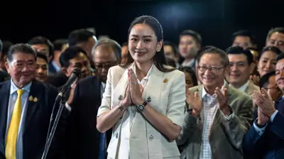 بايتونغتارن شيناواترا رئيسة الوزراء في تايلاند