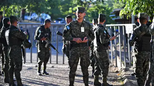 أفراد من جيش هندوراس 