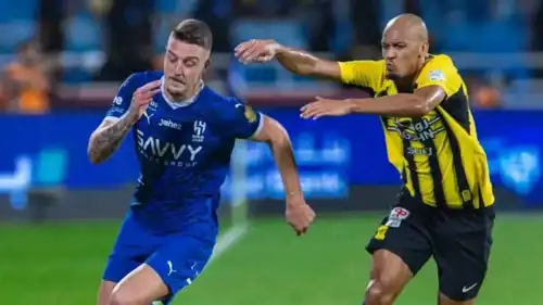 مباراة سابقة بين الهلال والاتحاد 