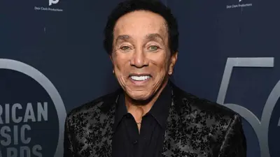 سموكي روبنسون 