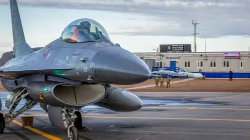 طائرة إف-16 دنماركية