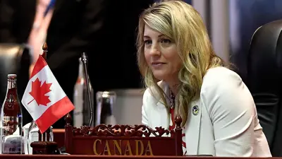وزيرة الخارجية الكندية ميلاني جولي