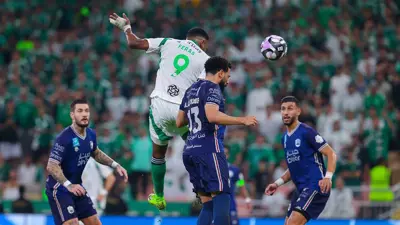 فراس البريكن نجم الأهلي السعودي