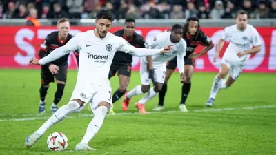 عمر مرموش هدفا لبرشلونة في الموسم المقبل