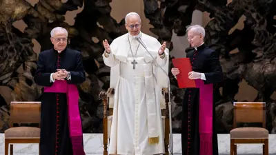 البابا ليو الرابع عشر