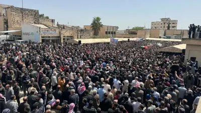 مشيعو قتلى العدوان الإسرائيلي في درعا