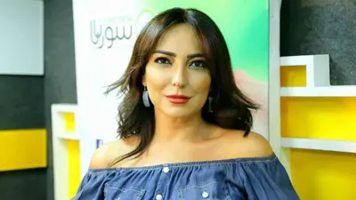 الفنانة السورية أمل عرفة