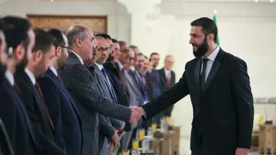 الشرع خلال استقباله وفدي هيئة التفاوض والائتلاف 