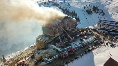 لحظة اشتعال الفندق