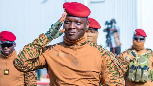 الزعيم الانتقالي البوركيني إبراهيم تراوري 