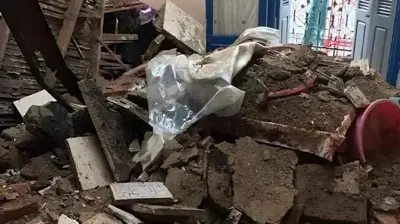 البناء المنهار