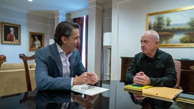 غالانت وهوكستين من لقاء سابق