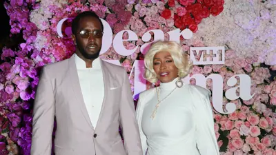 شون "ديدي" كومبس، والدته جانيس كومبس