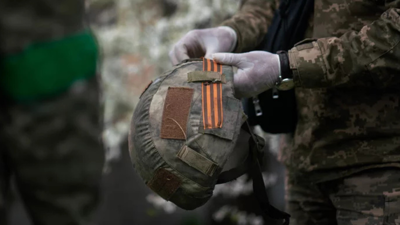 خوذة جندي روسي في أوكرانيا