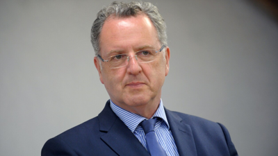 ريشارد فيران النائب السابق عن إقليم فينيستير الفرنسي