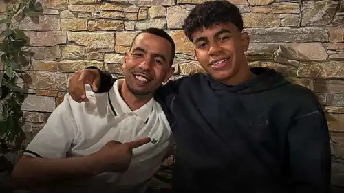 لامين يامال ووالده