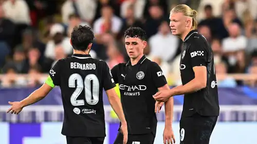 برناردو سيلفا مع هالاند خلال مباراة مانشستر سيتي ضد موناكو