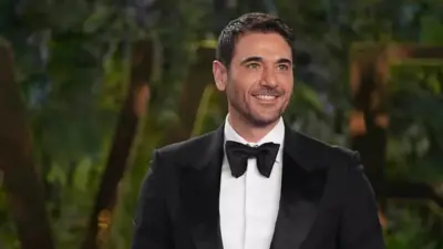 الفنان المصري أحمد عز